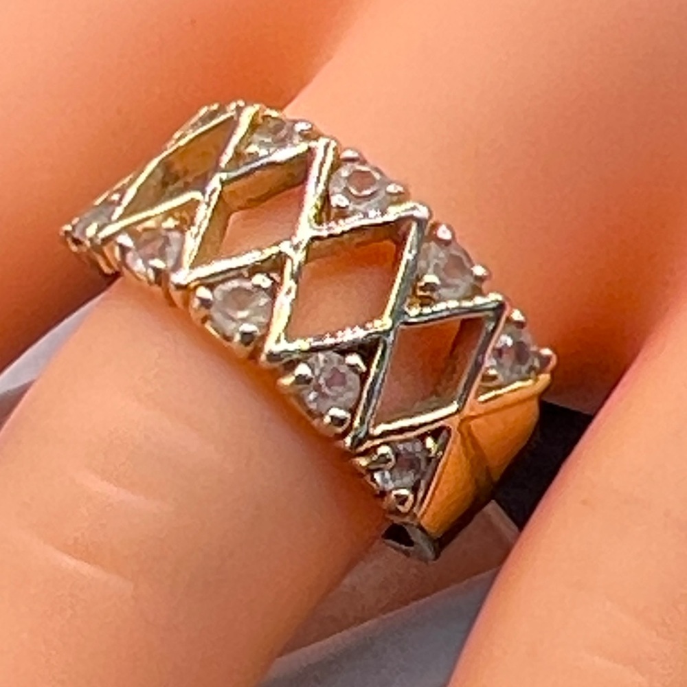 Vintage DAC gold tone Diamond Pattern Ring, 9